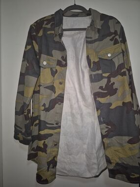 NWOT SHEIN Olive Green Denim Camo Top/Jacket